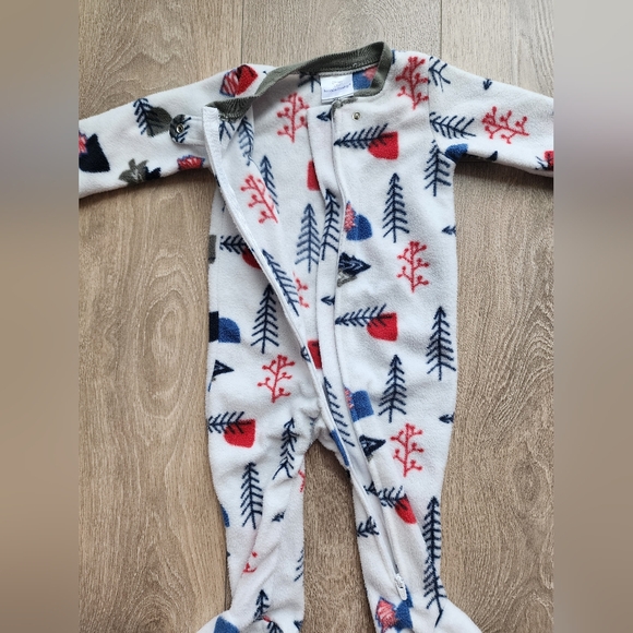 3/$25 - Koala Baby fleece footies with zipper size 3 - 6M - Picture 3 of 5